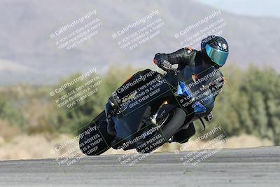 media/Dec-01-2025-Moto Forza (Mon) [[2daa91e15f]]/2-Intermediate Group/Session 2 Turn 9 Entry/